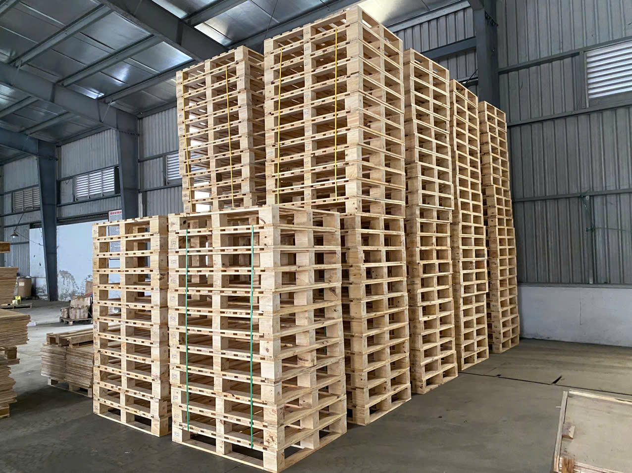 Xưởng Sản Xuất Pallet Gỗ Bắc Giang